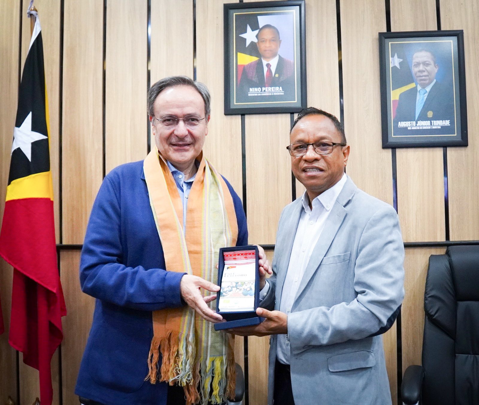 𝐌𝐢𝐧𝐢𝐬𝐭𝐫𝐮 𝐌𝐂𝐈 𝐬𝐢𝐦𝐮 𝐯𝐢𝐳𝐢𝐭𝐚 𝐤𝐨𝐫𝐞𝐭𝐞𝐳𝐢𝐚, 𝐄𝐦𝐛𝐚𝐢𝐱𝐚𝐝ó𝐫 𝐄𝐬𝐩𝐚ñ𝐚 𝐛𝐚 𝐈𝐧𝐝𝐨𝐧é𝐳𝐢𝐚 𝐧𝐨 𝐀𝐒𝐄𝐀𝐍